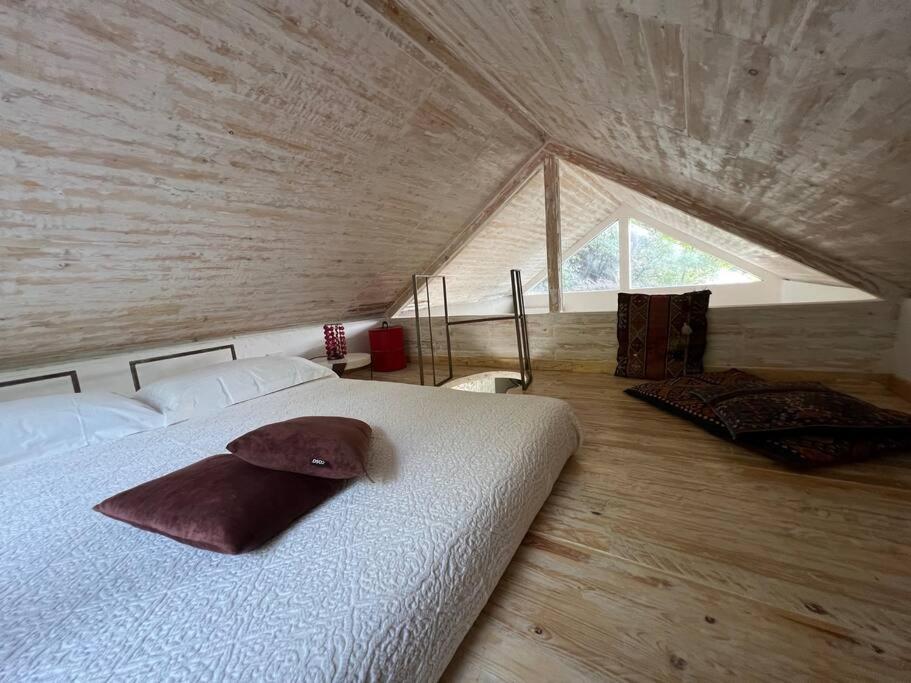 Eco-Chic Retreat: Countryside Oasis Near Florence Pozzolatico Esterno foto