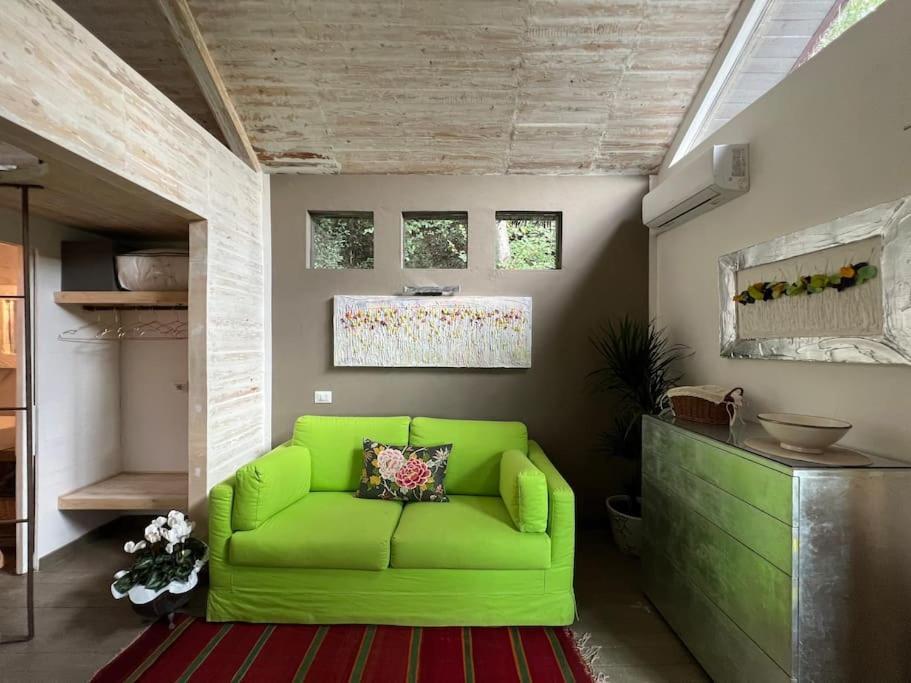 Eco-Chic Retreat: Countryside Oasis Near Florence Pozzolatico Esterno foto